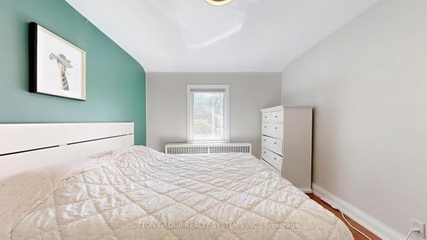 Photo 24 at 29 Pearen Street, Mount Dennis, Toronto