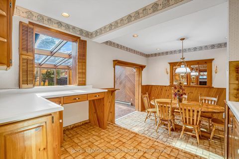 Photo 14 at 6 Crossburn Drive, Don Mills, Toronto