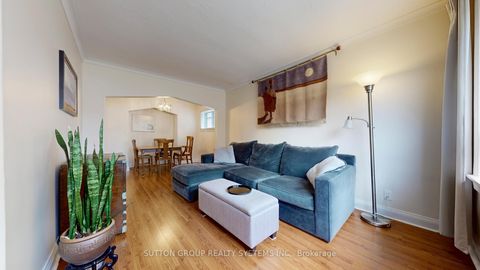 Photo 2 at 129 Lonborough Avenue, Greenbrook, Toronto