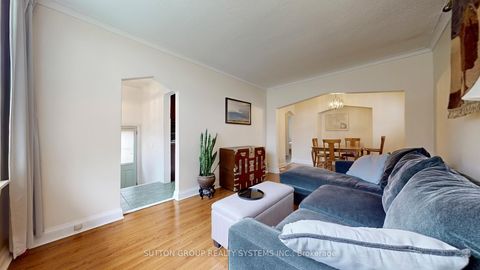 Photo 3 at 129 Lonborough Avenue, Greenbrook, Toronto
