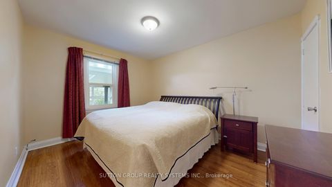 Photo 7 at 129 Lonborough Avenue, Greenbrook, Toronto