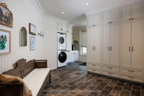 Photo 14 at 153 Perry Crescent, Rosethorn, Toronto