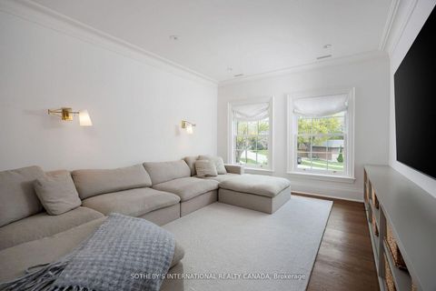 Photo 26 at 153 Perry Crescent, Rosethorn, Toronto