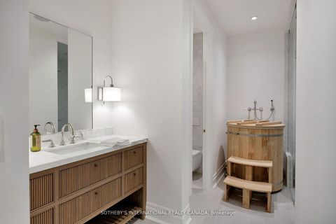 Photo 41 at 153 Perry Crescent, Rosethorn, Toronto