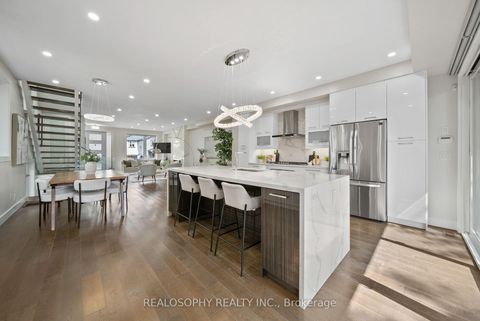 Photo 9 at 9 Plains Road, East York, Toronto
