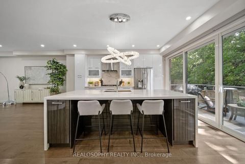 Photo 10 at 9 Plains Road, East York, Toronto