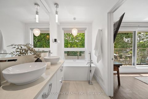 Photo 23 at 9 Plains Road, East York, Toronto