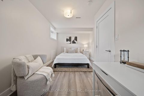 Photo 36 at 9 Plains Road, East York, Toronto