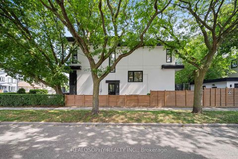 Photo 39 at 9 Plains Road, East York, Toronto