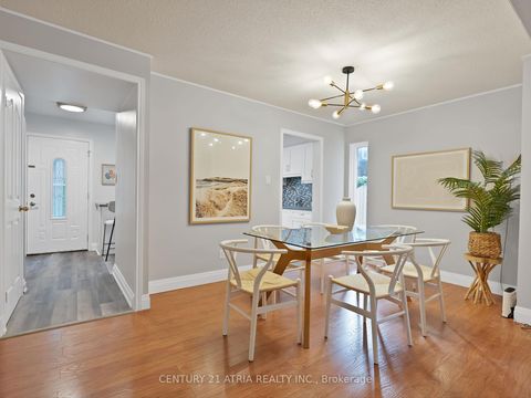 Photo 3 at 23 - 72 Dusay Place, L'Amoreaux, Toronto