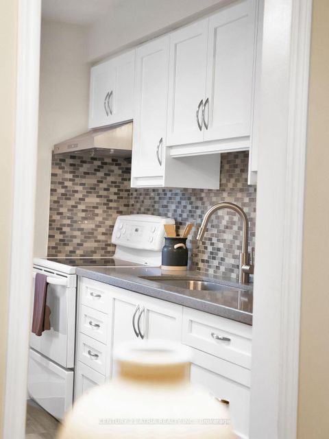 Photo 12 at 23 - 72 Dusay Place, L'Amoreaux, Toronto
