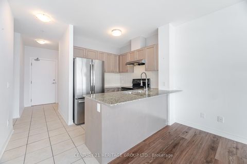 Photo 7 at 320 - 2522 Keele Street, Maple Leaf, Toronto