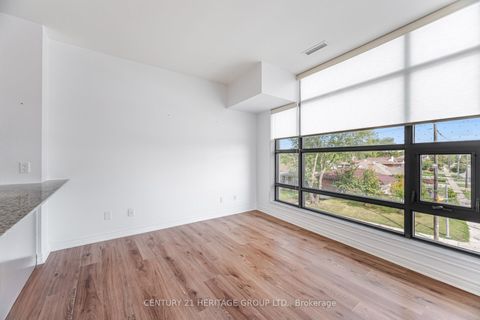 Photo 9 at 320 - 2522 Keele Street, Maple Leaf, Toronto