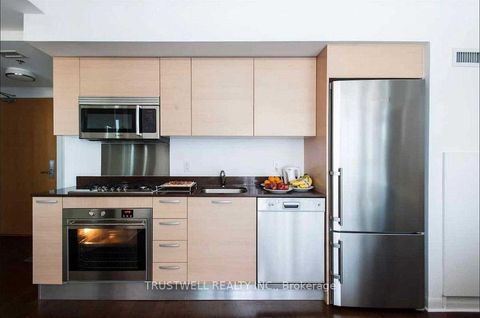 Photo 4 at 2810 - 375 King Street W, Waterfront Communities C1, Toronto