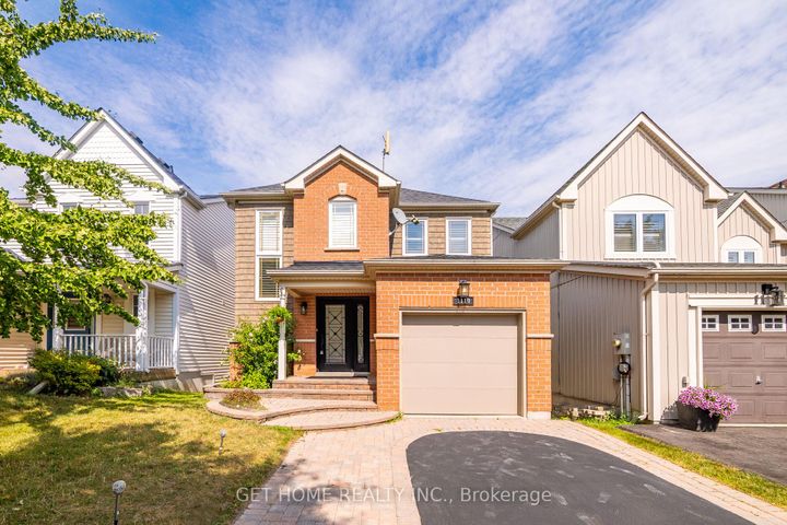 Photo 4 at 1119 Ashgrove Crescent, Pinecrest, Oshawa