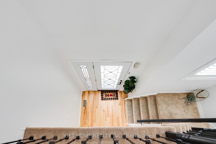 Photo 8 at 1119 Ashgrove Crescent, Pinecrest, Oshawa