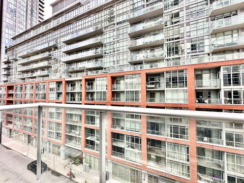 Photo 13 at 519 - 30 Nelson Street, Waterfront Communities C1, Toronto