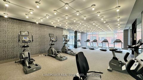 Photo 17 at 519 - 30 Nelson Street, Waterfront Communities C1, Toronto