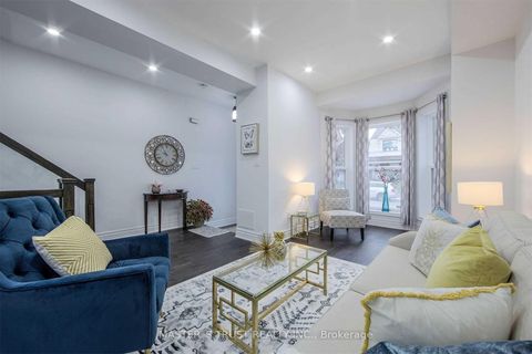 Photo 2 at 420 Ossington Avenue, Bellwoods, Toronto