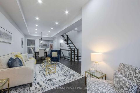 Photo 5 at 420 Ossington Avenue, Bellwoods, Toronto