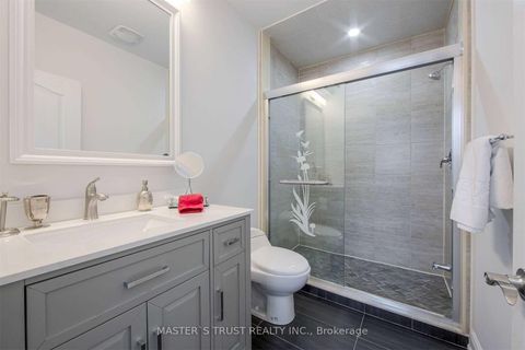 Photo 8 at 420 Ossington Avenue, Bellwoods, Toronto