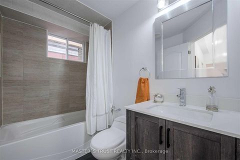 Photo 11 at 420 Ossington Avenue, Bellwoods, Toronto