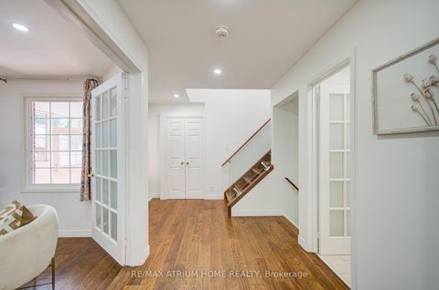 Photo 2 at 70 Millcroft Way, Brownridge, Vaughan