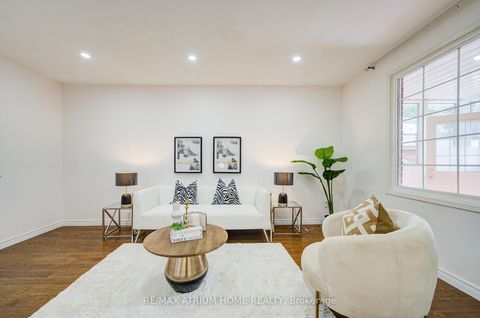 Photo 4 at 70 Millcroft Way, Brownridge, Vaughan