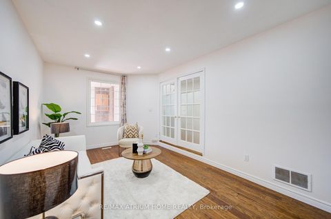 Photo 7 at 70 Millcroft Way, Brownridge, Vaughan