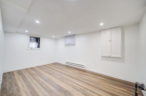 Photo 36 at 70 Millcroft Way, Brownridge, Vaughan
