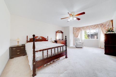 Photo 18 at 31 Acara Court, Sullivan, Toronto
