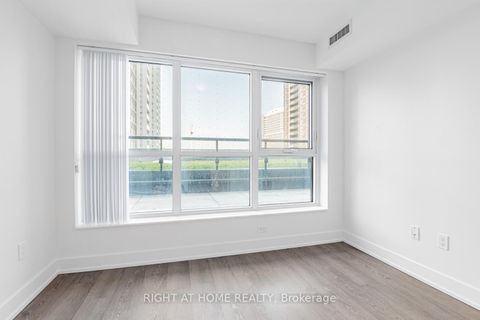 Photo 15 at 318 - 9 Mabelle Avenue, City Centre West, Toronto
