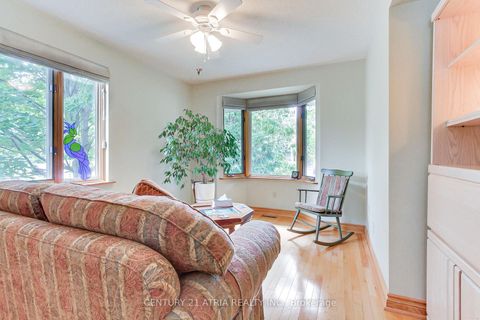Photo 10 at 6 Penny Place, Oak Ridges, Richmond Hill
