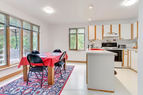 Photo 17 at 6 Penny Place, Oak Ridges, Richmond Hill