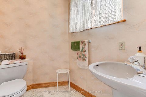 Photo 18 at 6 Penny Place, Oak Ridges, Richmond Hill