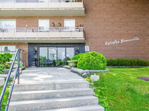 Photo 1 at 104 - 71 Jonesville Crescent, Victoria Village, Toronto