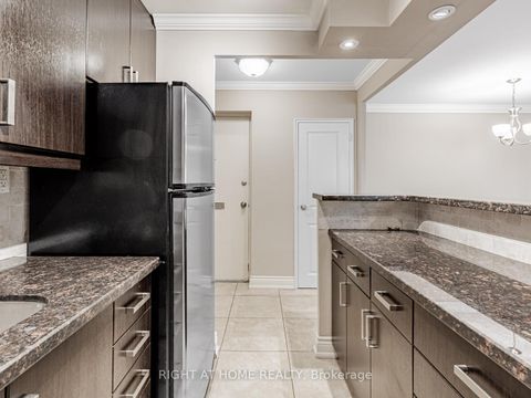 Photo 4 at 104 - 71 Jonesville Crescent, Victoria Village, Toronto