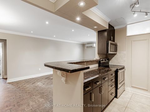 Photo 5 at 104 - 71 Jonesville Crescent, Victoria Village, Toronto