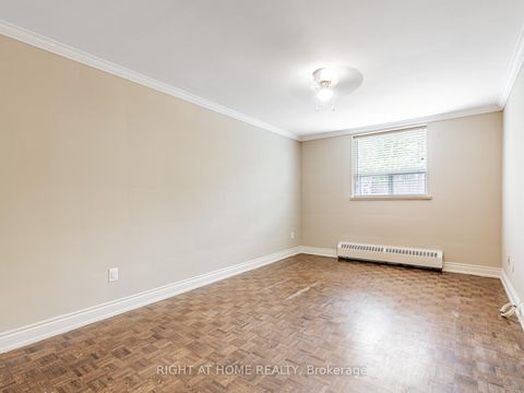 Photo 19 at 104 - 71 Jonesville Crescent, Victoria Village, Toronto