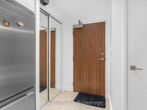 Photo 1 at 116 - 75 Queens Wharf Road, Waterfront Communities C1, Toronto