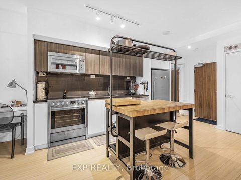 Photo 5 at 116 - 75 Queens Wharf Road, Waterfront Communities C1, Toronto