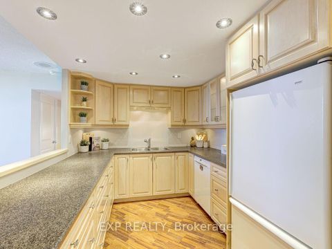 Photo 9 at 510 - 10 Dean Park Road, Rouge E11, Toronto