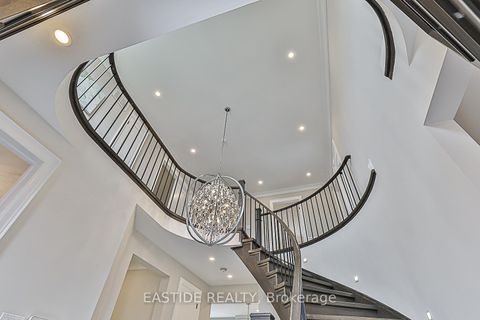 Photo 24 at 11 Gatcombe Circle, Mill Pond, Richmond Hill Photo 24 at 11 Gatcombe Circle, Mill Pond, Richmond Hill