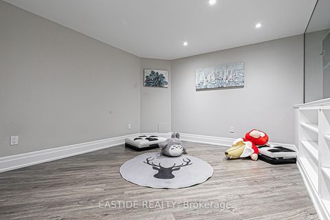 Photo 45 at 11 Gatcombe Circle, Mill Pond, Richmond Hill Photo 45 at 11 Gatcombe Circle, Mill Pond, Richmond Hill