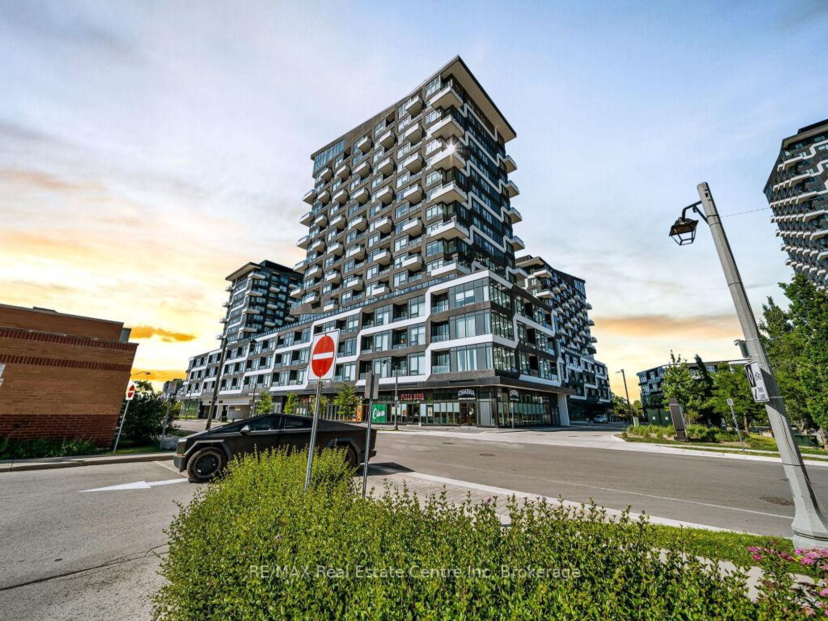 427 - 2485 TAUNTON Road, RO River Oaks, Oakville 