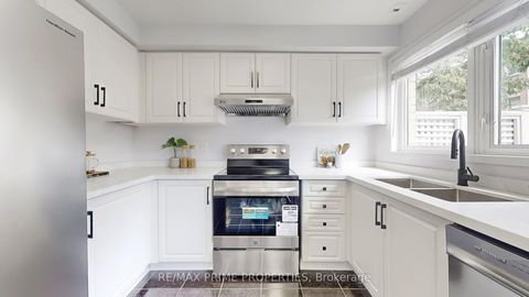 Photo 7 at 205 - 19 Rosebank Drive, Malvern, Toronto