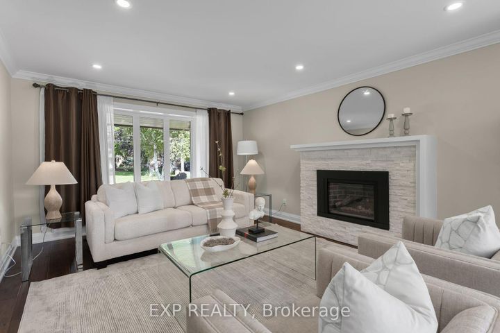 Photo 8 at 226 Shoreacres Road, Shoreacres, Burlington
