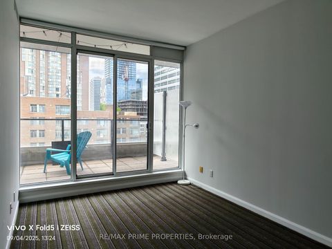 Photo 7 at 1823 - 111 Elizabeth Street, Bay Street Corridor, Toronto Photo 7 at 1823 - 111 Elizabeth Street, Bay Street Corridor, Toronto