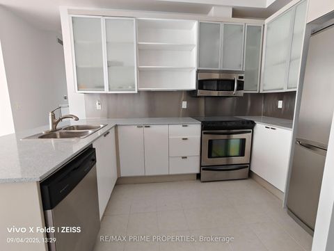 Photo 18 at 1823 - 111 Elizabeth Street, Bay Street Corridor, Toronto