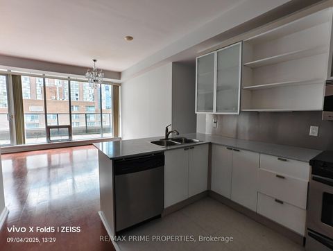 Photo 19 at 1823 - 111 Elizabeth Street, Bay Street Corridor, Toronto